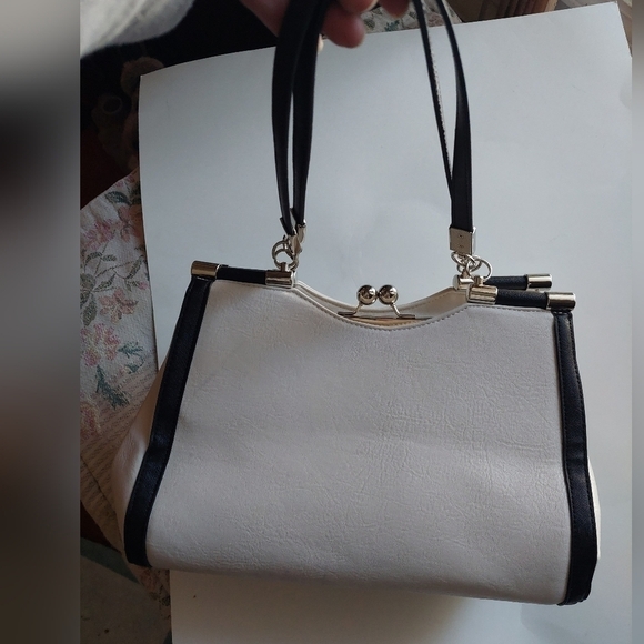 Vintage* Kate Hill Winter White Handbag/Purse - Picture 2 of 15